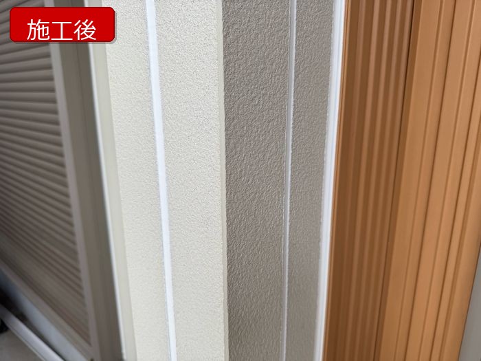 八尾市太子堂H様邸 施工後の外壁とシャッターの接合部 シーリングが整然と仕上がった状態