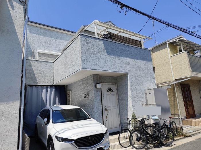 【八尾市久宝寺】複数のクラックとシーリング劣化を確認｜モルタル外壁の現地調査