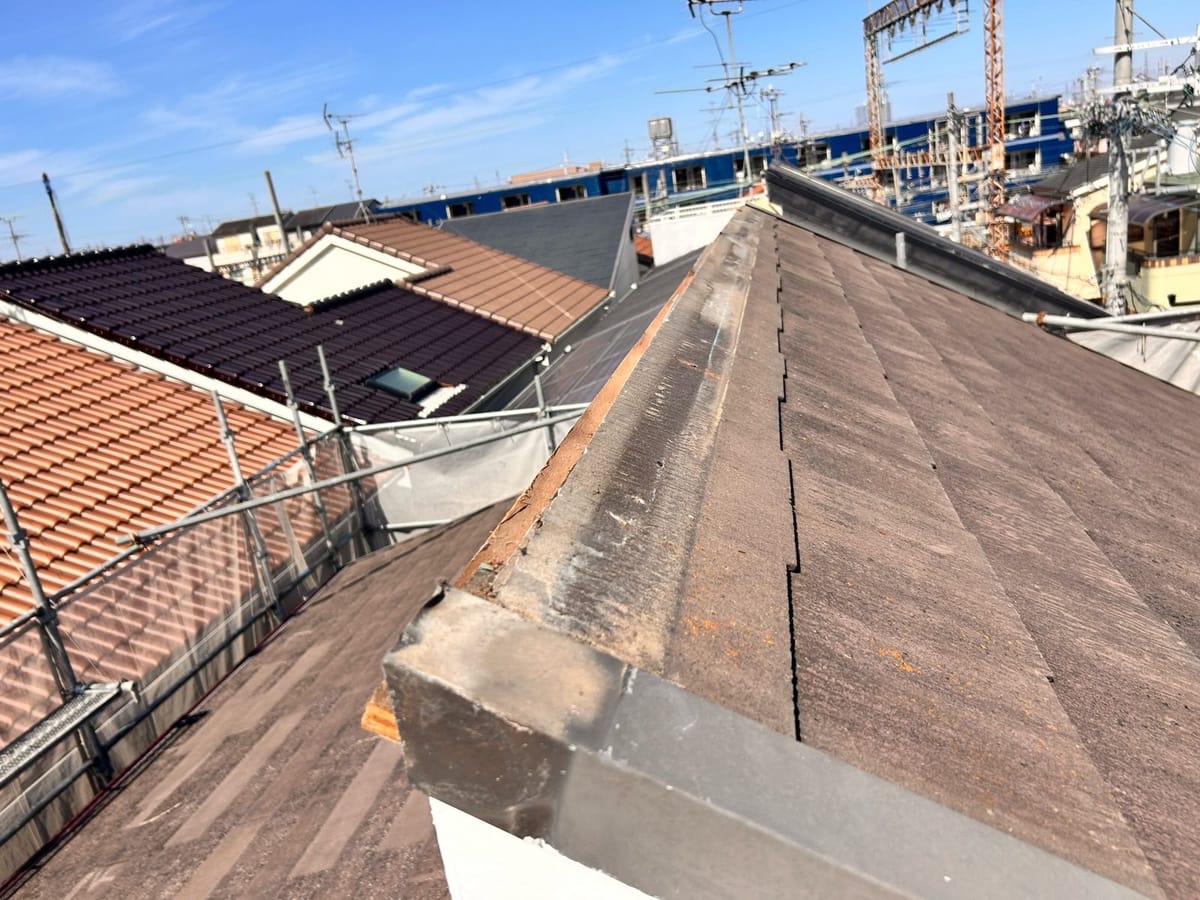 屋根 カバー工法 棟板金前