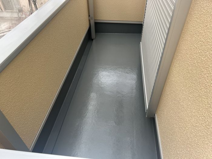 八尾市太子堂のO様邸　ベランダのウレタン防水　施工後の床面