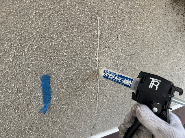ひび補修
