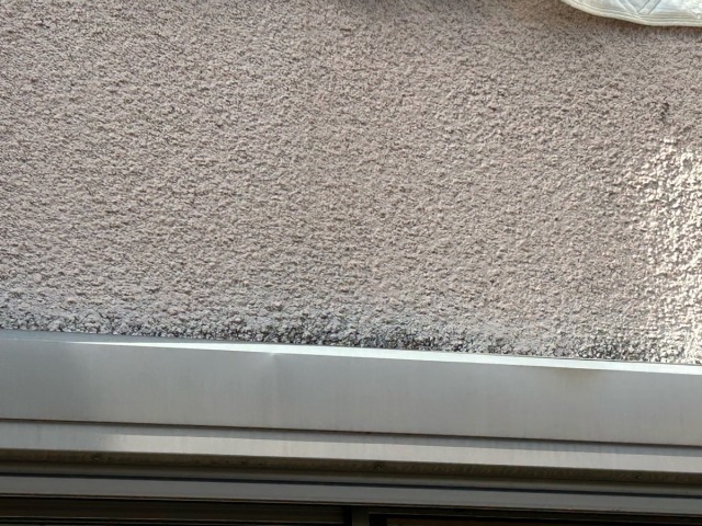 窓サッシの汚れ