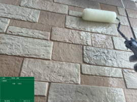 クリア塗装の施工中