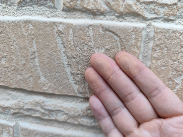 外壁チョーキング