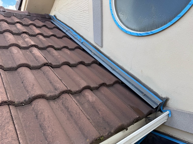 屋根外壁取り合い養生